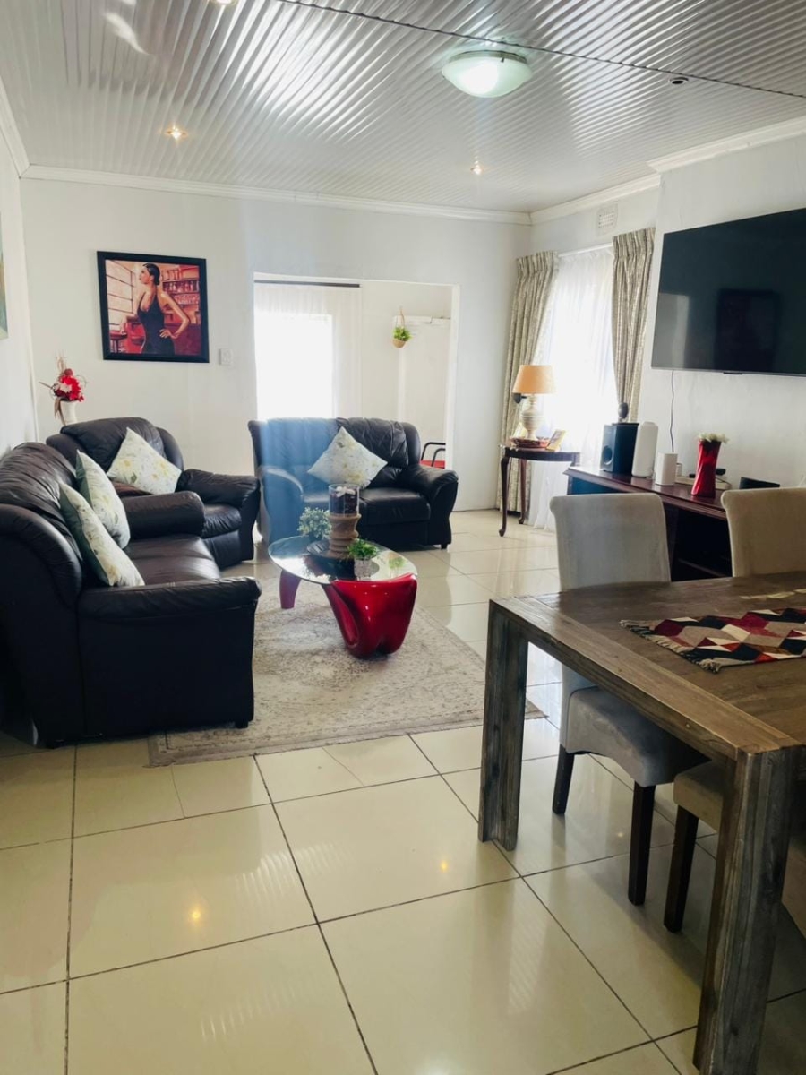 3 Bedroom Property for Sale in Cambridge Eastern Cape